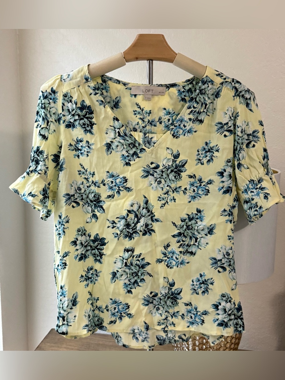 5 for $20 Deal LOFT Yellow Floral V-Neck Short Sleeve Blousew/Blue Print Size SP